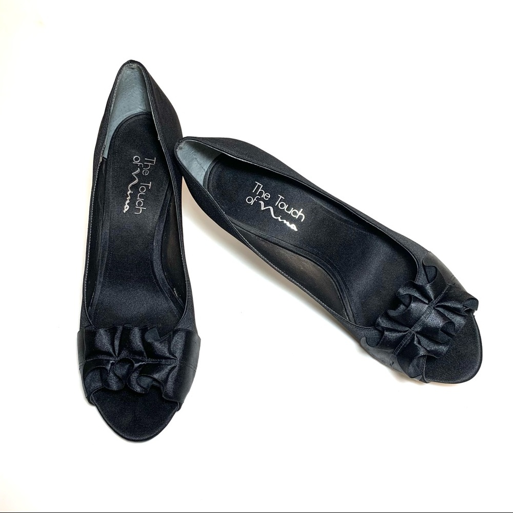 The Touch of Nina Black Satin Peep-Toe Pump ‘Fencel’ Ruffle Elegant Dressy Sz 9
